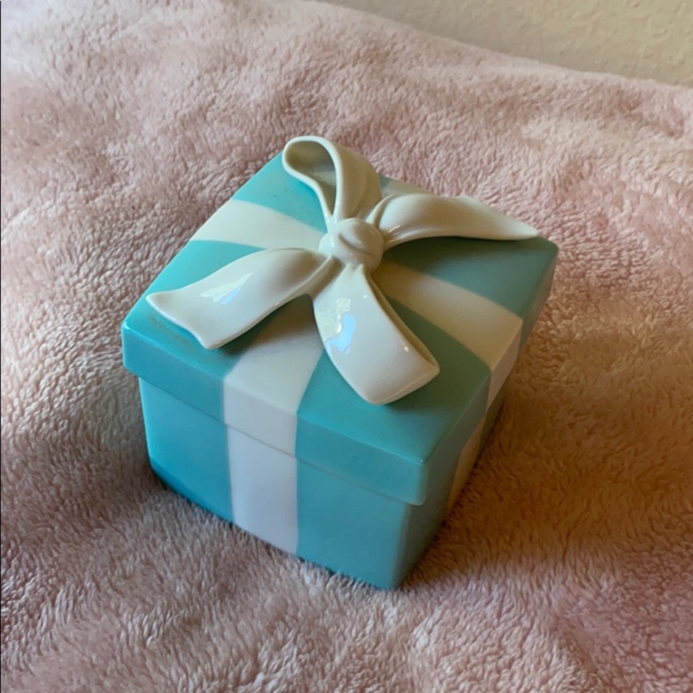 Tiffany & Co signature porcelain jewelry box